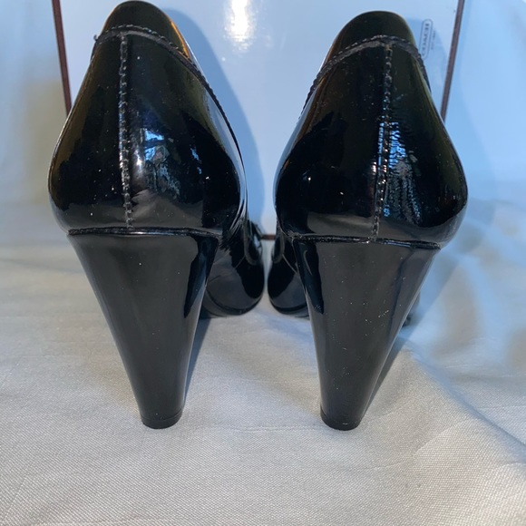 Patent pumps size 8 - Picture 5 of 8
